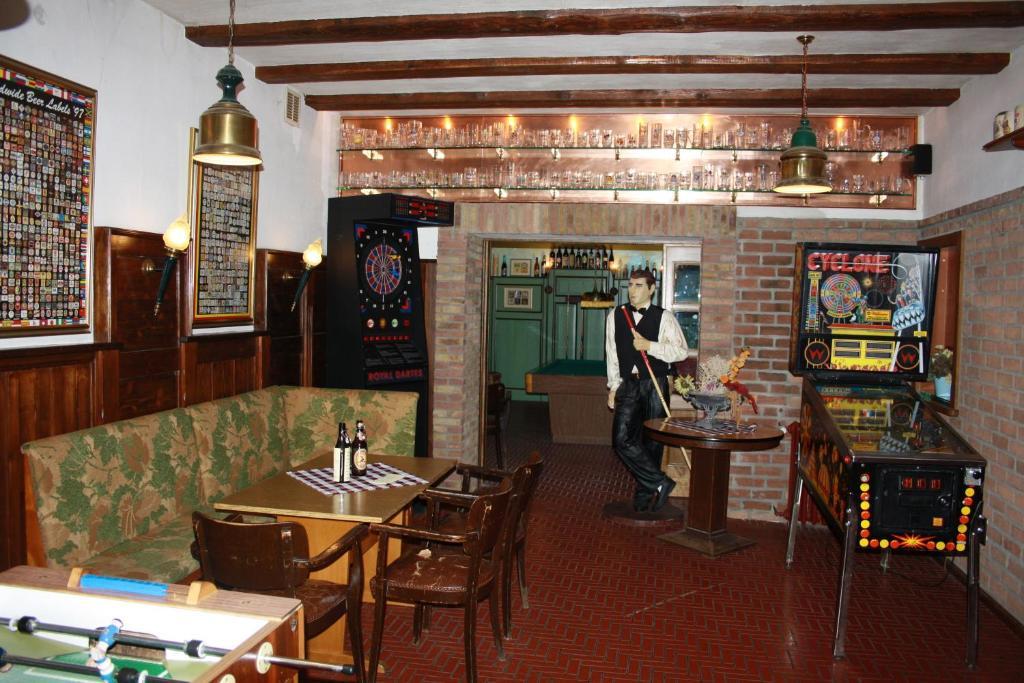 Privathotel Bruegges Loui Виллинген Экстерьер фото